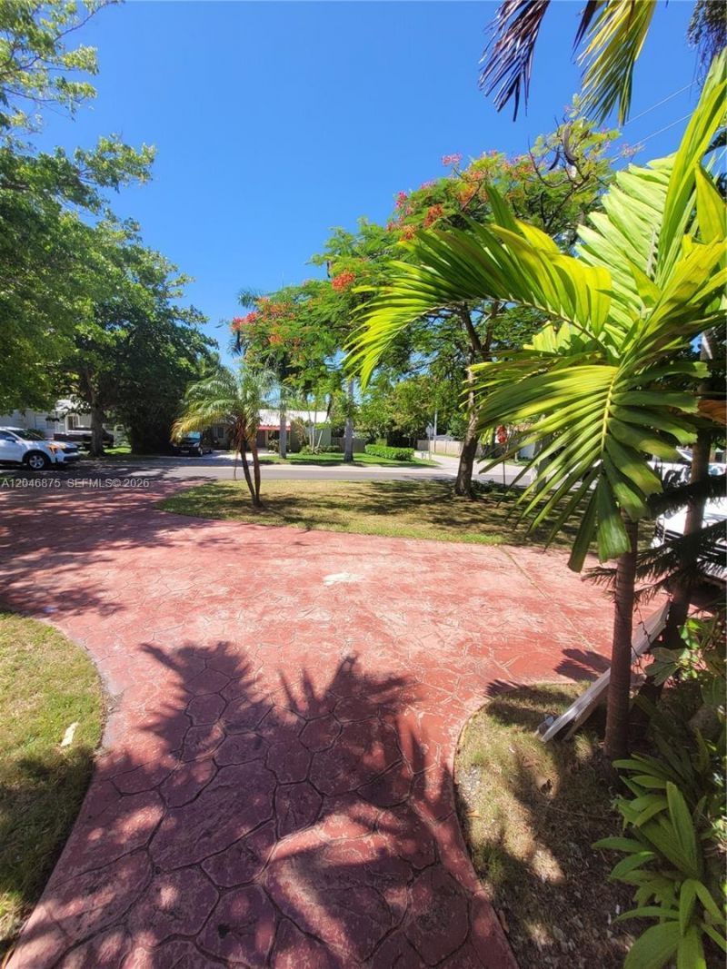 1132 Moffett St , Hallandale Beach, FL 33009 Photo