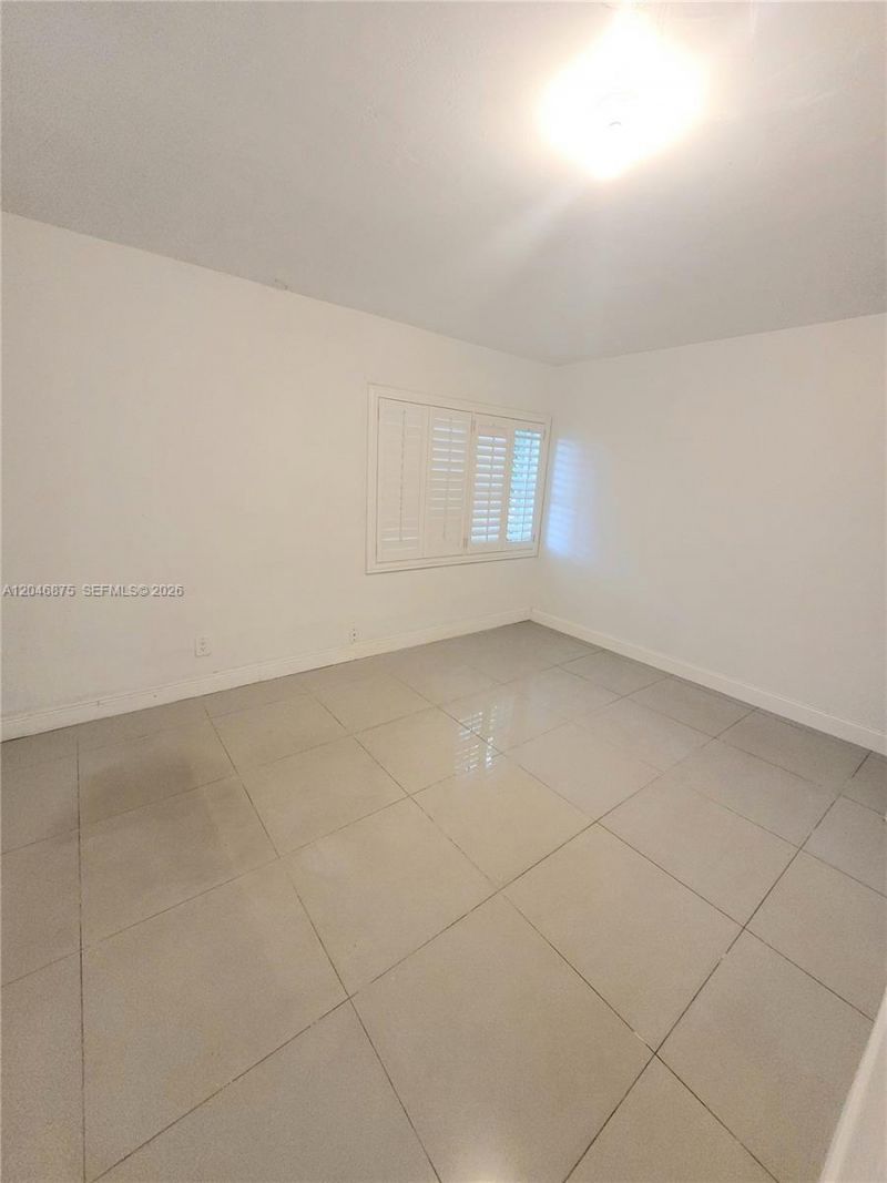 1132 Moffett St , Hallandale Beach, FL 33009 Photo