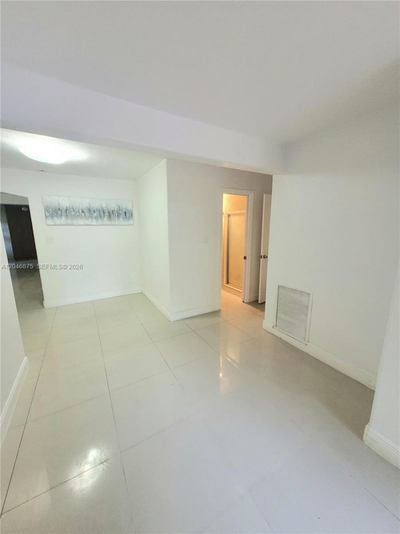 1132 Moffett St , Hallandale Beach, FL 33009 Photo