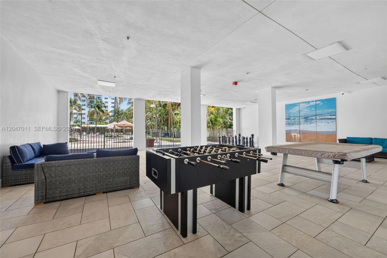 19380 Collins Ave, Unit 608, Sunny Isles Beach, FL 33160 Photo