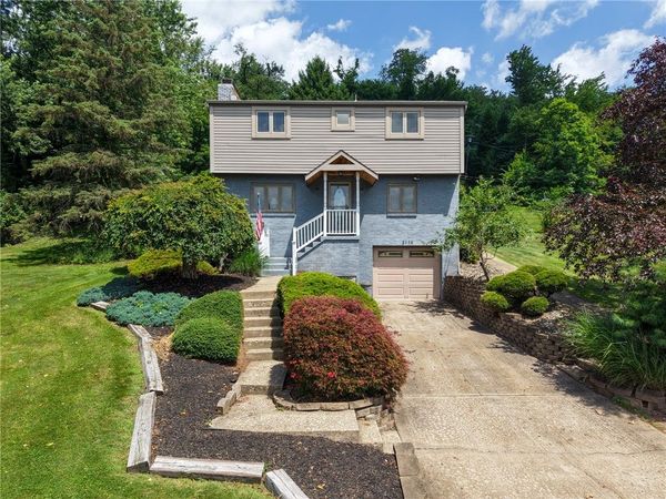 3118 Haberlein Rd, Gibsonia, PA 15044