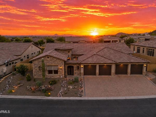 2312 N STEELE Circle, Mesa, AZ 85207