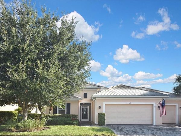 2669 Lambay CT , CAPE CORAL, FL 33991