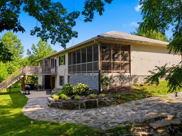 2250 Willisburg Lane, Lawrenceburg, KY 40342
