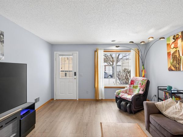 15749 Fjord Avenue, Apple Valley, MN 55124