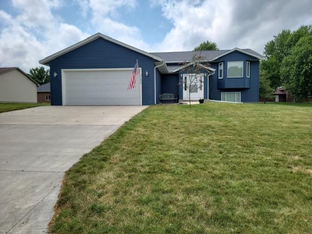 1113 9th Street , Gaylord, MN 55334