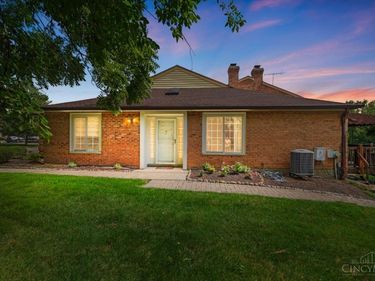 5248 S Eaglesnest Drive, Green Twp, OH 45248