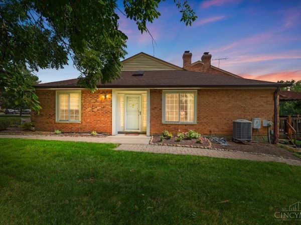 5248 S Eaglesnest Drive, Green Twp, OH 45248