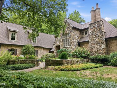 6014 Old Field Drive, Chapel Hill, NC 27514
