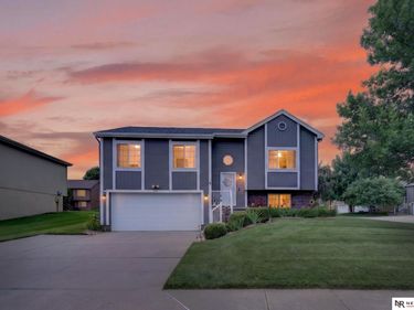 7510 N 76th Avenue, Omaha, NE 68122