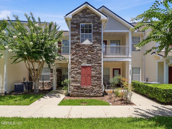 2200 MARSH HAWK Lane, Unit 214, Fleming Island, FL 32003
