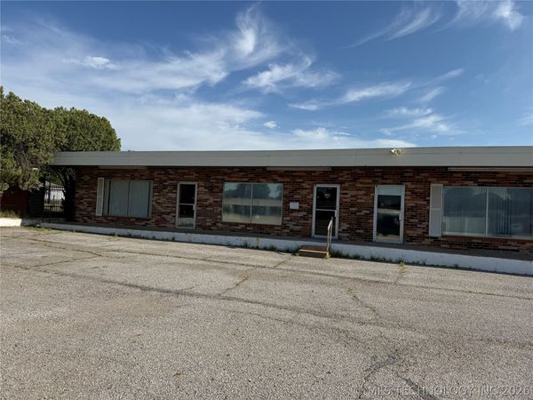 91 Broadlawn Shopping , Ardmore, OK 73401