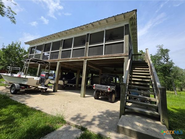 1243 Guadalupe River Road, Tivoli, TX 77990