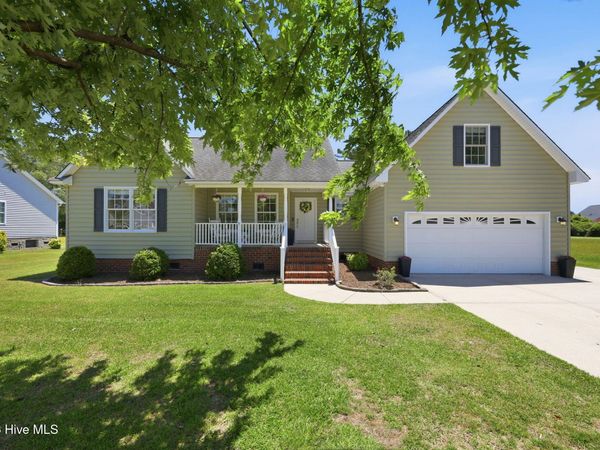 1129 Coral Reef Drive , New Bern, NC 28560