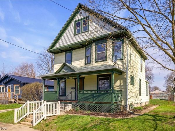 941 Carnegie Avenue , Akron, OH 44314