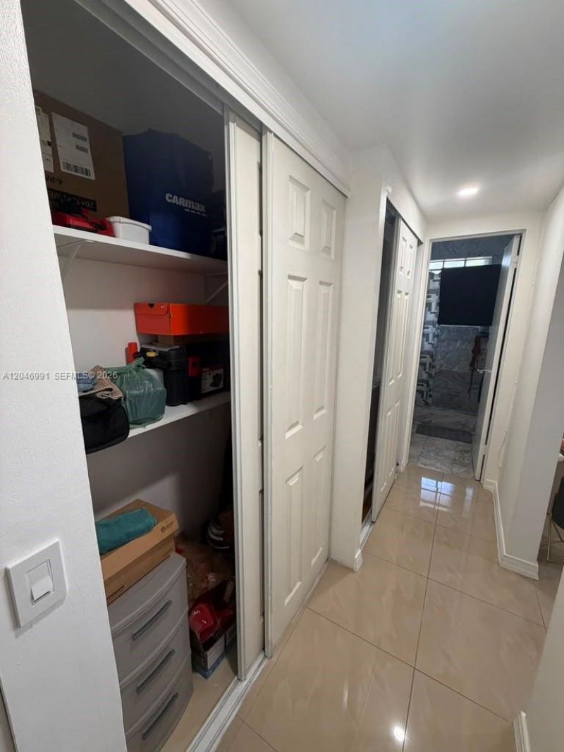 8550 Byron Ave , Unit 2H, Miami Beach, FL 33141 Photo