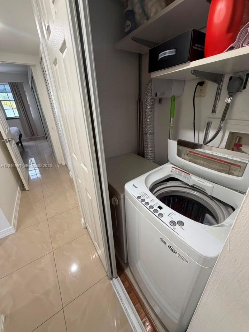 8550 Byron Ave , Unit 2H, Miami Beach, FL 33141 Photo
