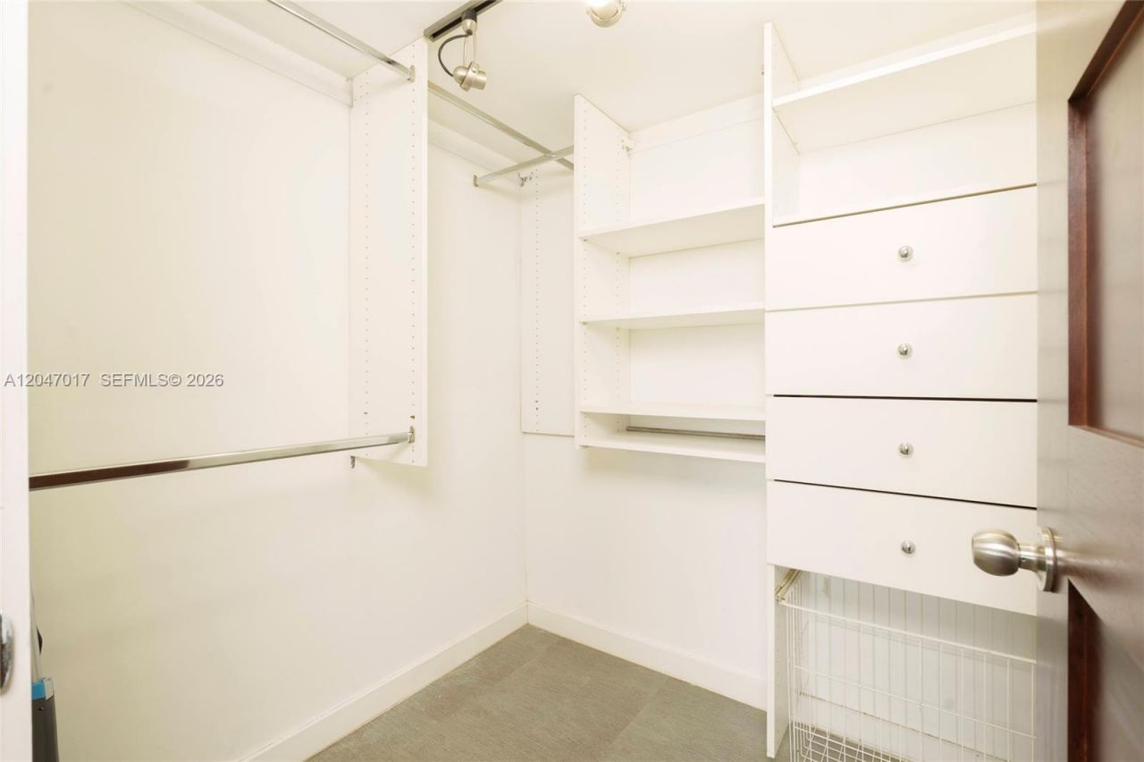 6770 Indian Creek Dr , Unit 15L, Miami Beach, FL 33141 Photo