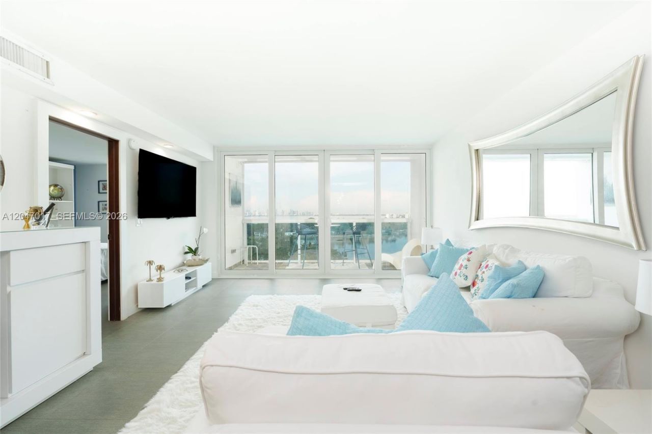 6770 Indian Creek Dr , Unit 15L, Miami Beach, FL 33141 Photo