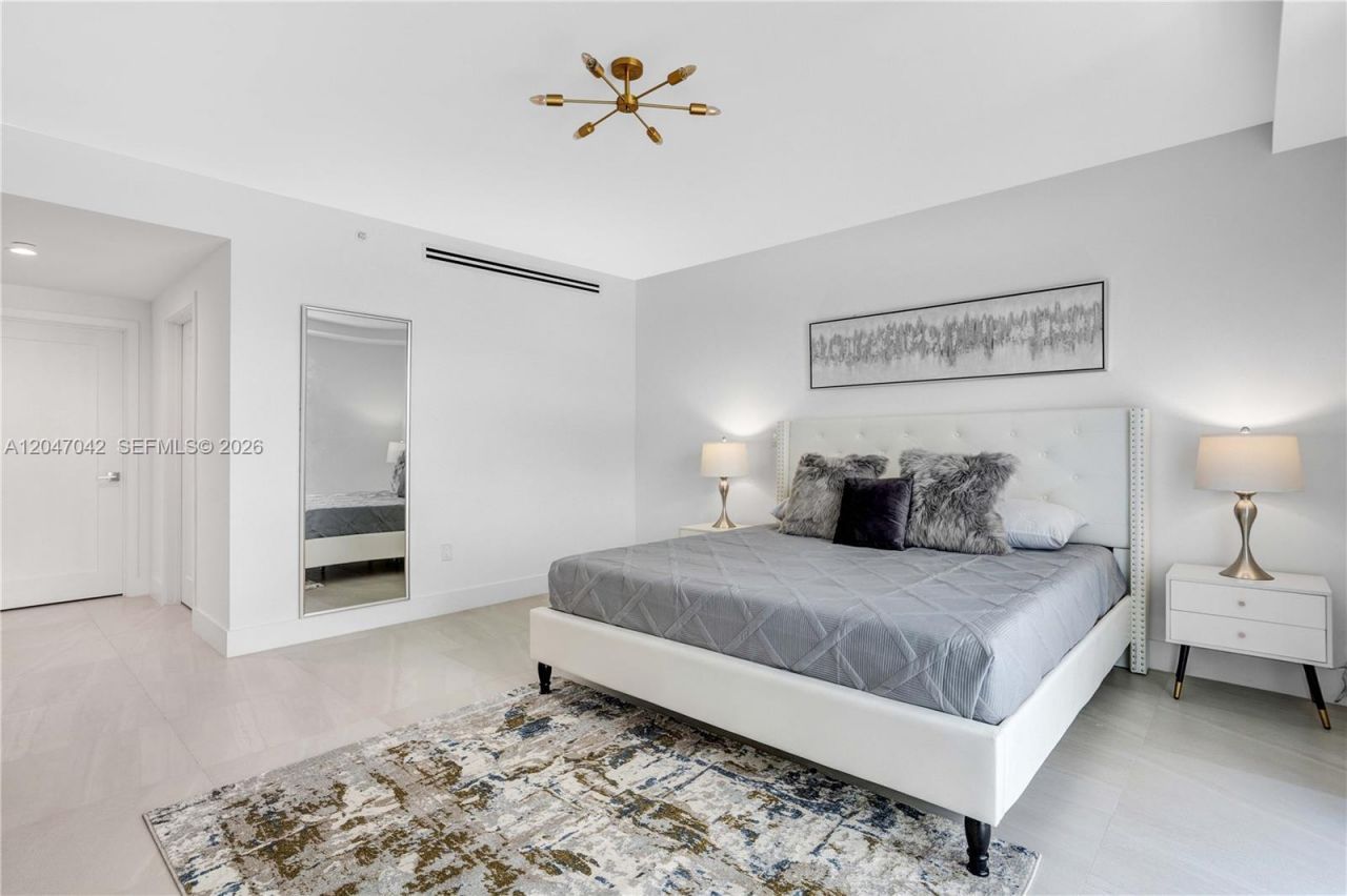 1170 101st St, Unit 301, Bay Harbor Islands, FL 33154 Photo