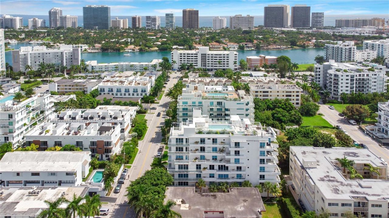 1170 101st St, Unit 301, Bay Harbor Islands, FL 33154 Photo