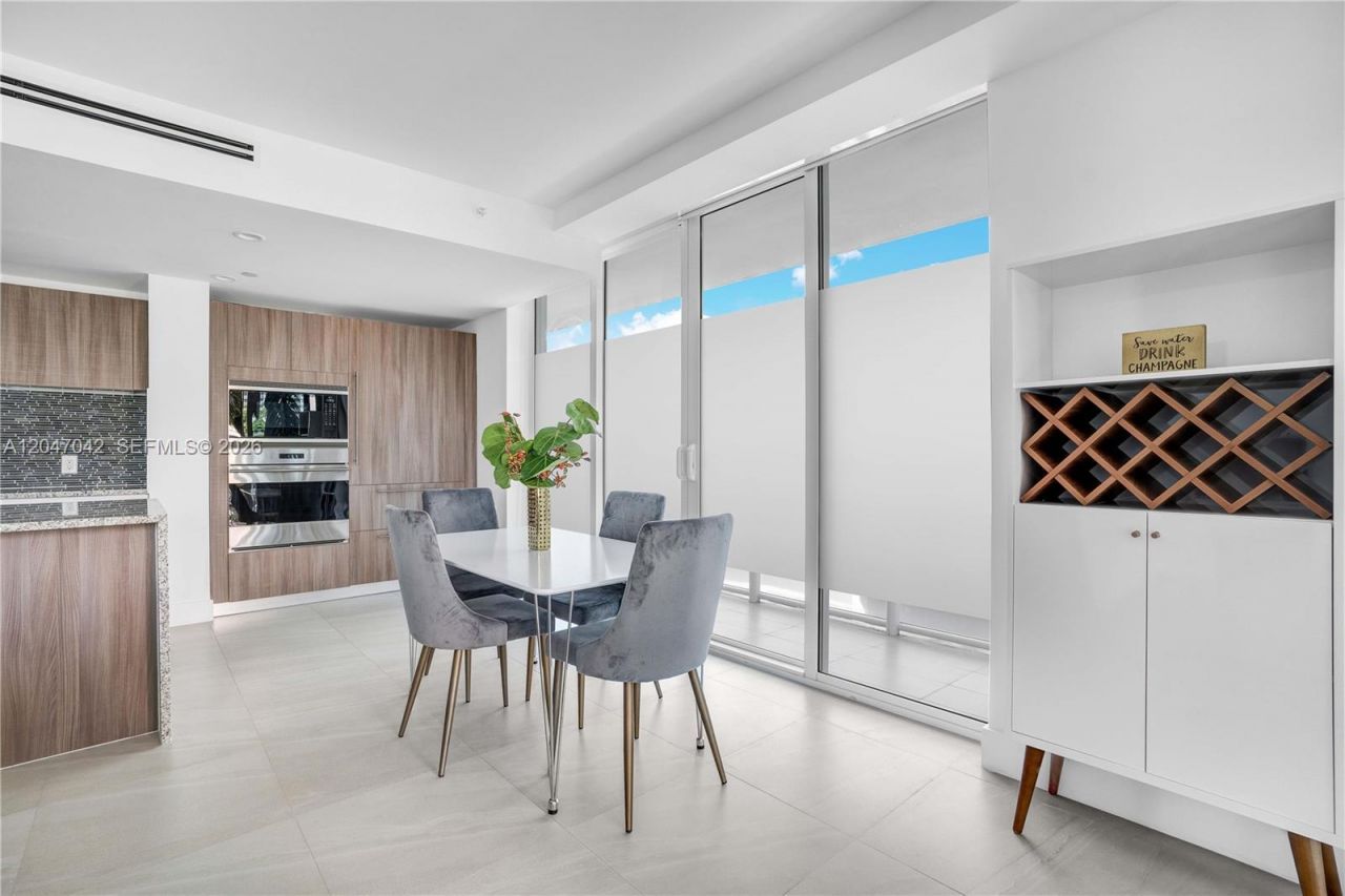 1170 101st St, Unit 301, Bay Harbor Islands, FL 33154 Photo