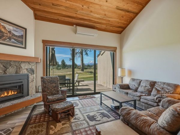 12900 Hawks Beard, Unit Lodge Cond, Black Butte Ranch, OR 97759