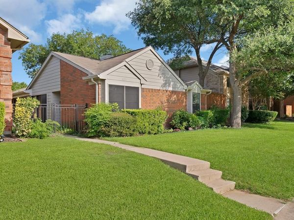 4213 Phoenix Drive , Carrollton, TX 75010