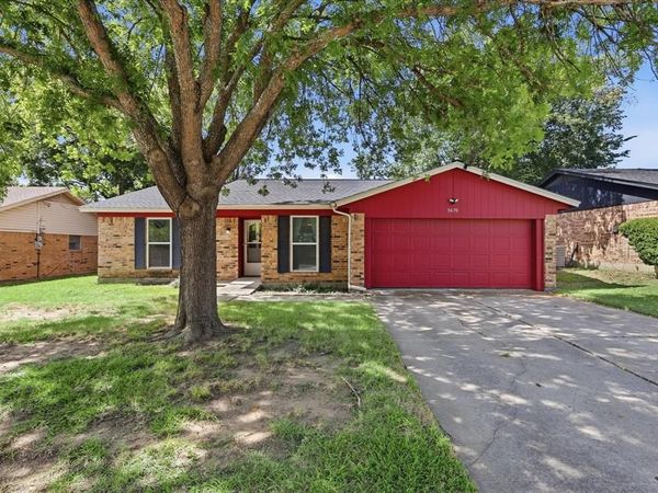5670 Philadelphia Court, Watauga, TX 76148