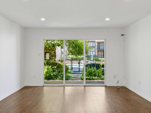 427 S PERKINS RD, Unit 427-1, Memphis, TN 38117