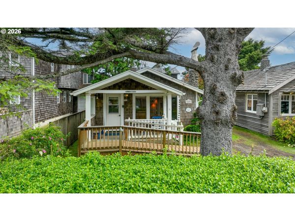 164 W JACKSON ST, Cannon Beach, OR 97110