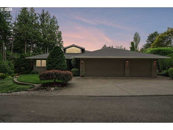 7883 SW LINDEN RD, Portland, OR 97225