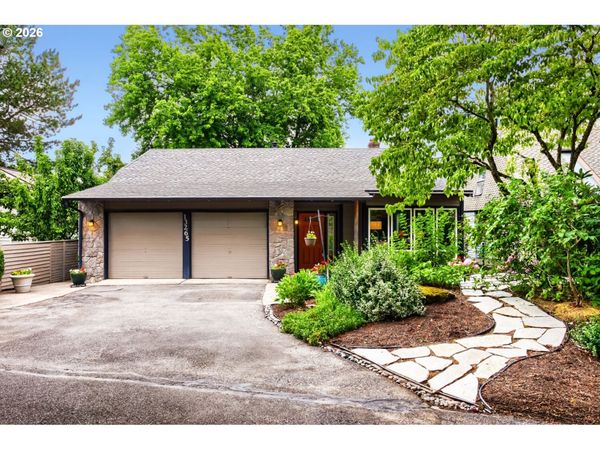 13265 SW FALCON RISE DR, Tigard, OR 97223