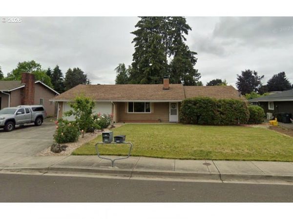 1225 N MAPLE ST, Canby, OR 97013