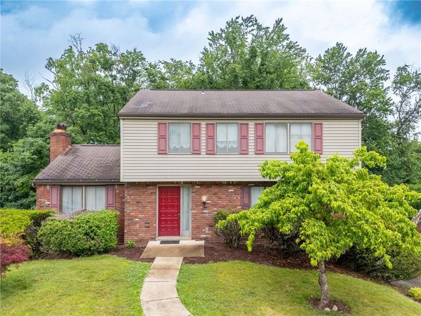 261 Shasta Dr, Pittsburgh, PA 15239