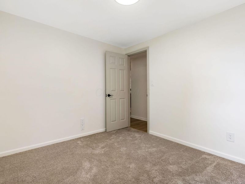 6909 Bartlett Road, Reynoldsburg, OH 43068 Photo 19