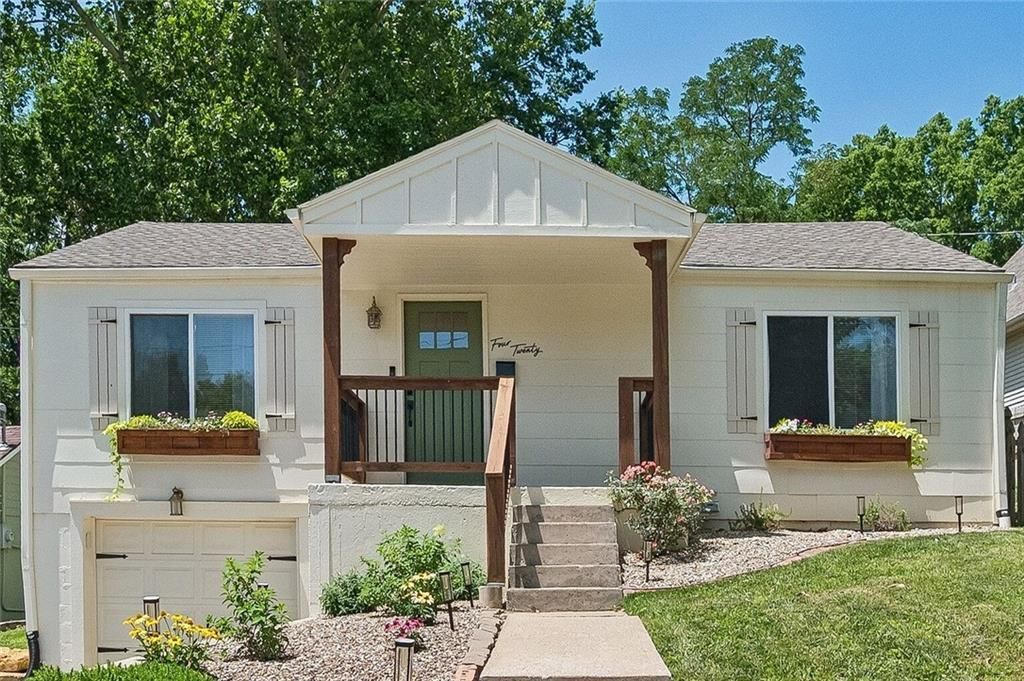 420 N Fairview Avenue, Liberty, MO 64068 Main Photo