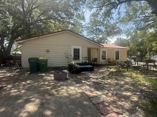 301 Goldenrod Court, Niceville, FL 32578