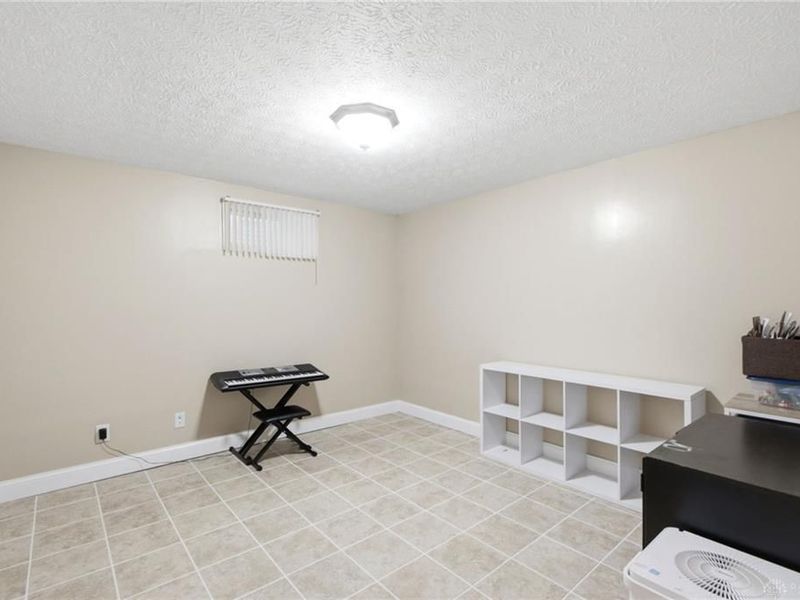 1825 Barnhart Road, Troy, OH 45373 Photo 37