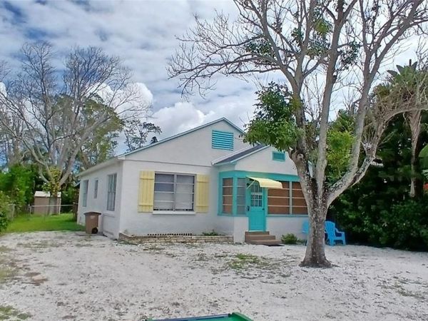 1209 BAY PALM BOULEVARD , INDIAN ROCKS BEACH, FL 33785