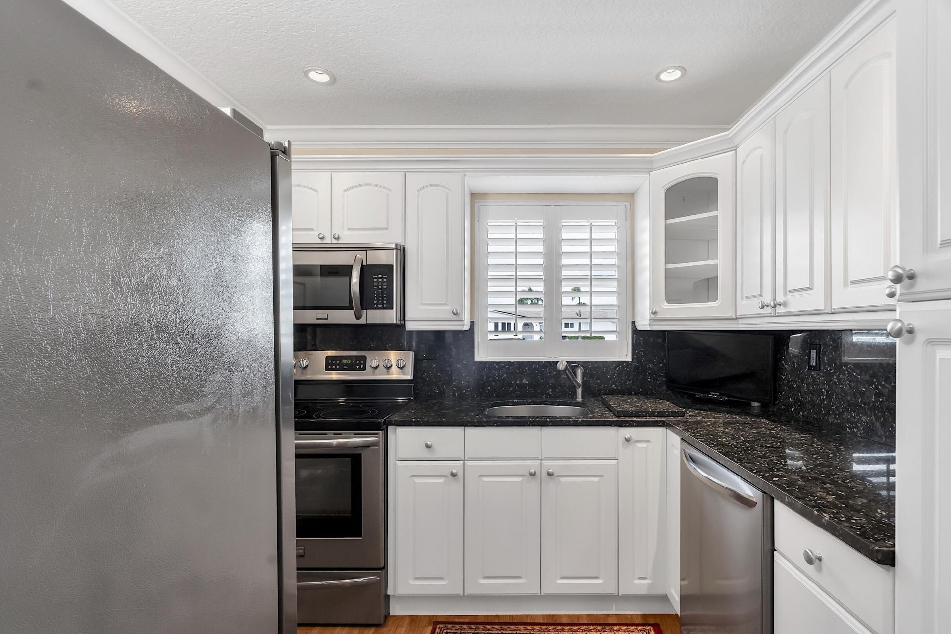 2930 Crosley Drive E, Unit M, West Palm Beach, FL 33415 Photo