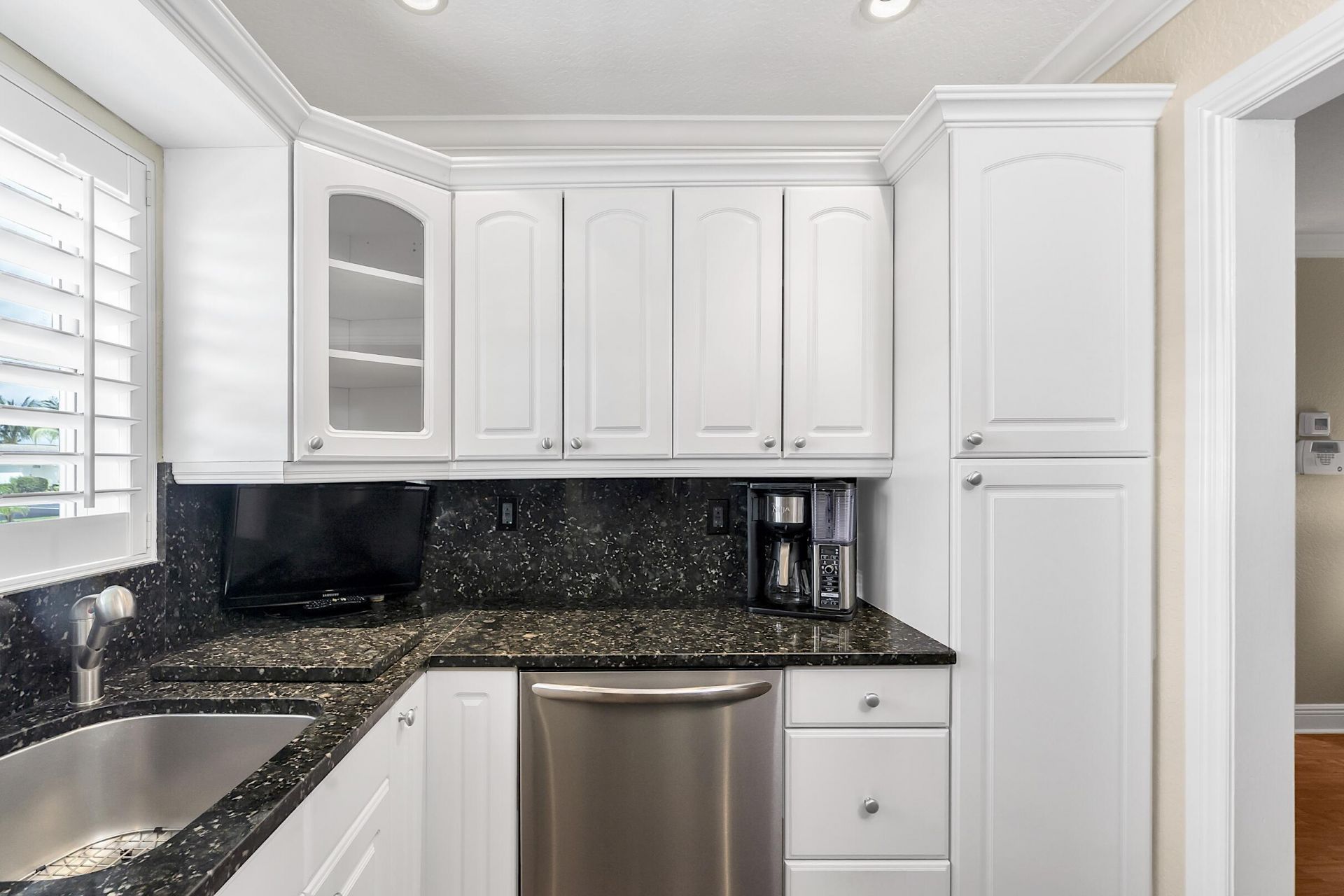 2930 Crosley Drive E, Unit M, West Palm Beach, FL 33415 Photo