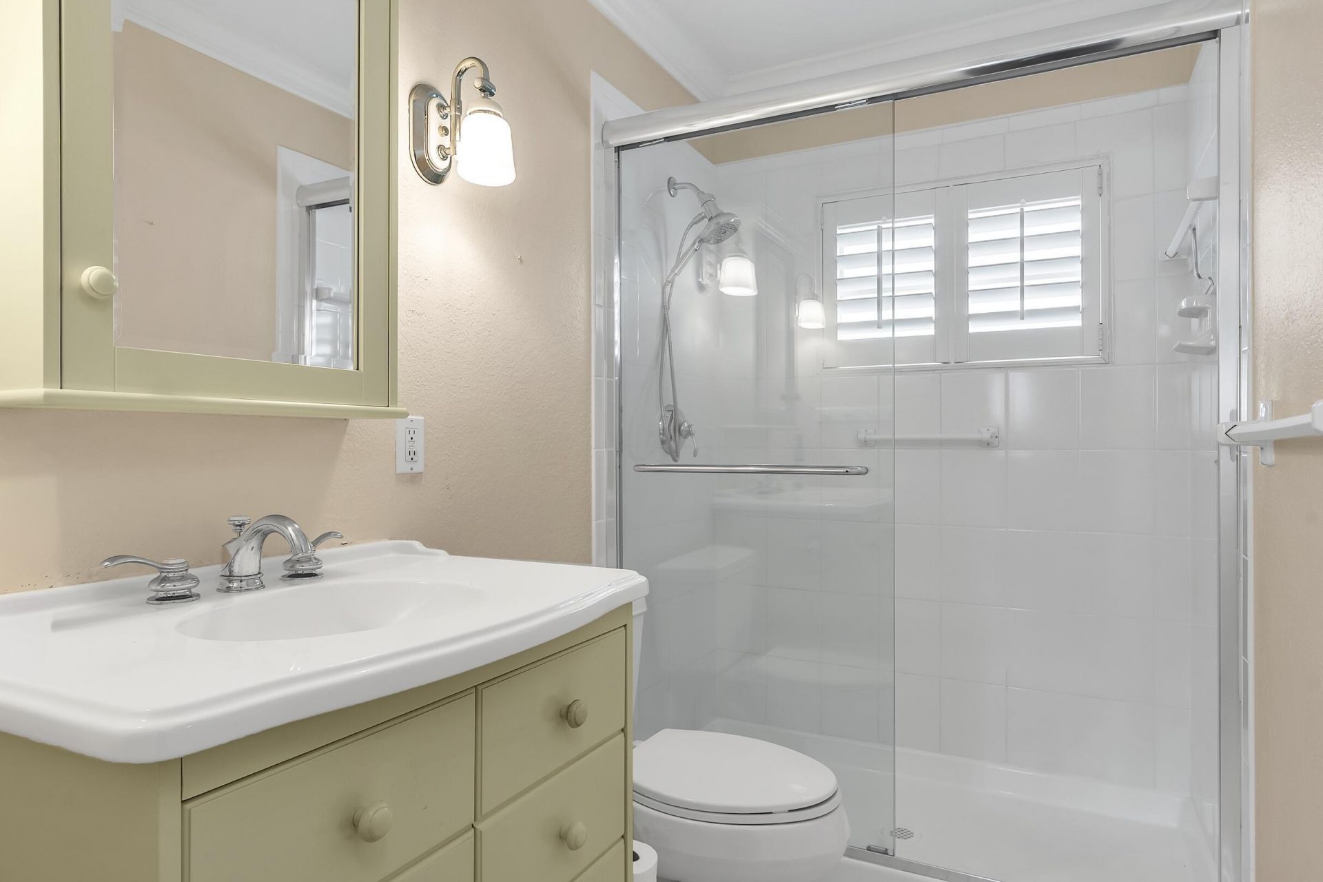 2930 Crosley Drive E, Unit M, West Palm Beach, FL 33415 Photo