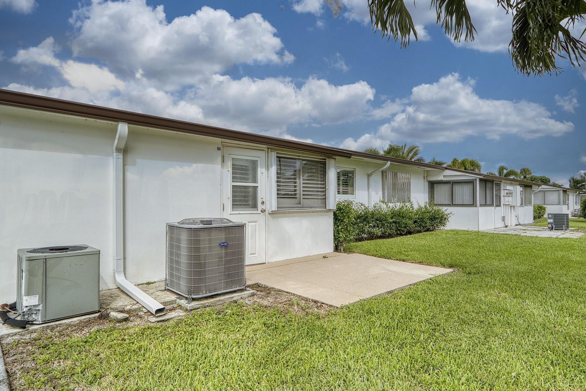 2930 Crosley Drive E, Unit M, West Palm Beach, FL 33415 Photo
