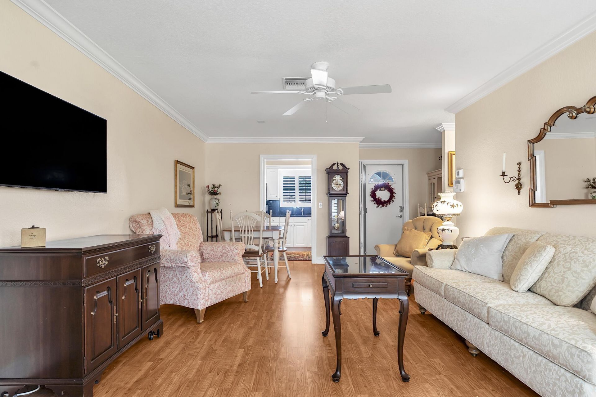 2930 Crosley Drive E, Unit M, West Palm Beach, FL 33415 Photo