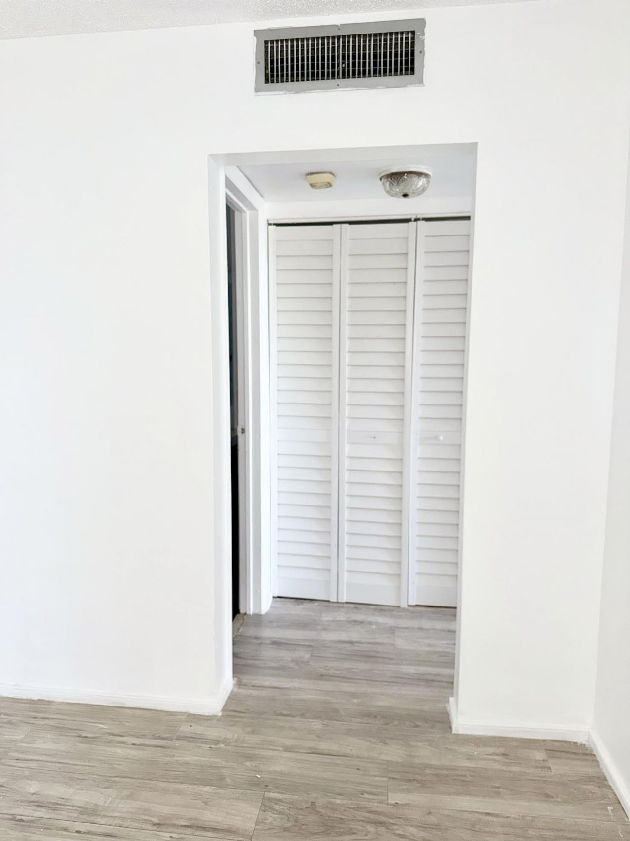 12500 NE 15th Avenue, Unit 516, North Miami, FL 33161 Photo