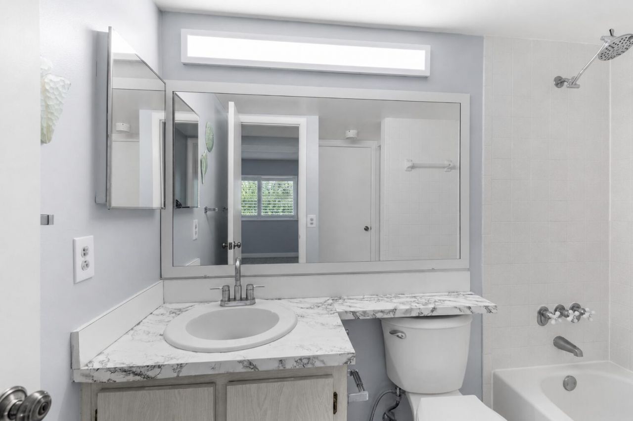 317 Knotty Pine Circle, Unit D-2, Greenacres, FL 33463 Photo