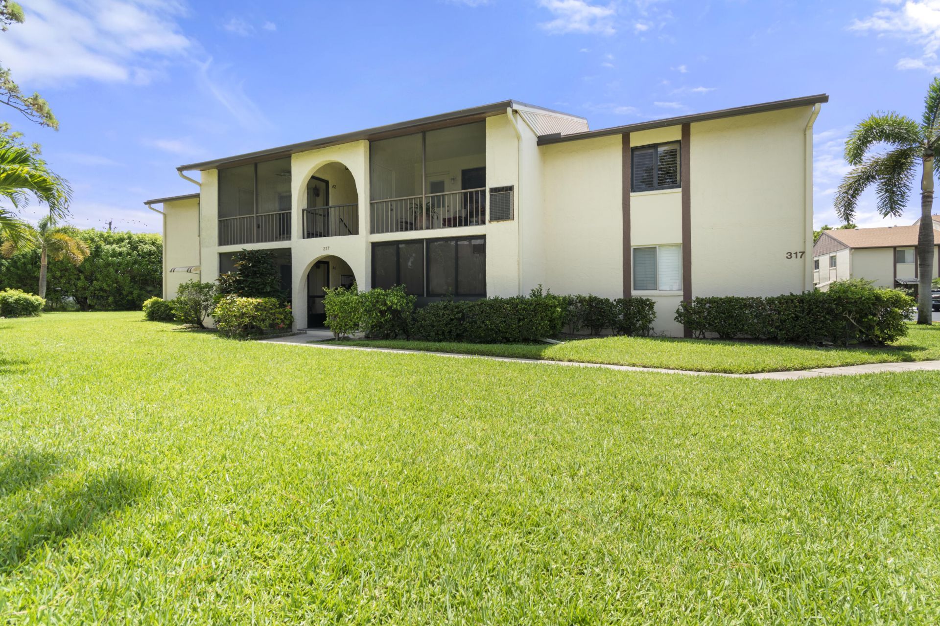 317 Knotty Pine Circle, Unit D-2, Greenacres, FL 33463 Photo