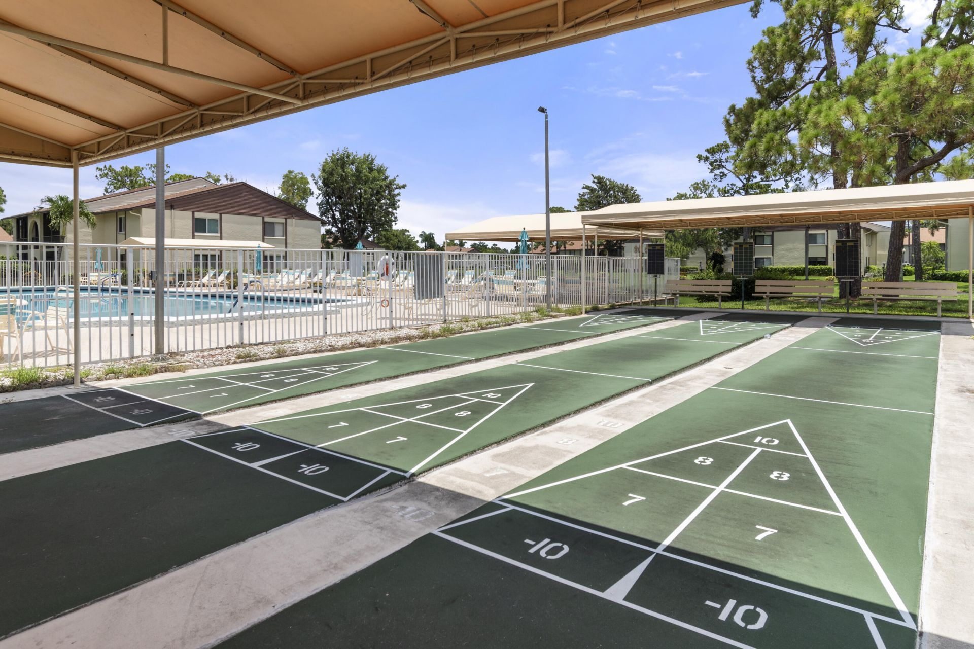 317 Knotty Pine Circle, Unit D-2, Greenacres, FL 33463 Photo