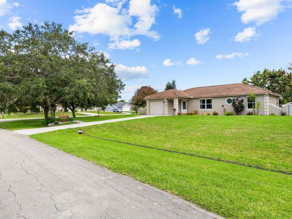 265 SW Dalton Circle, Port St. Lucie, FL 34953